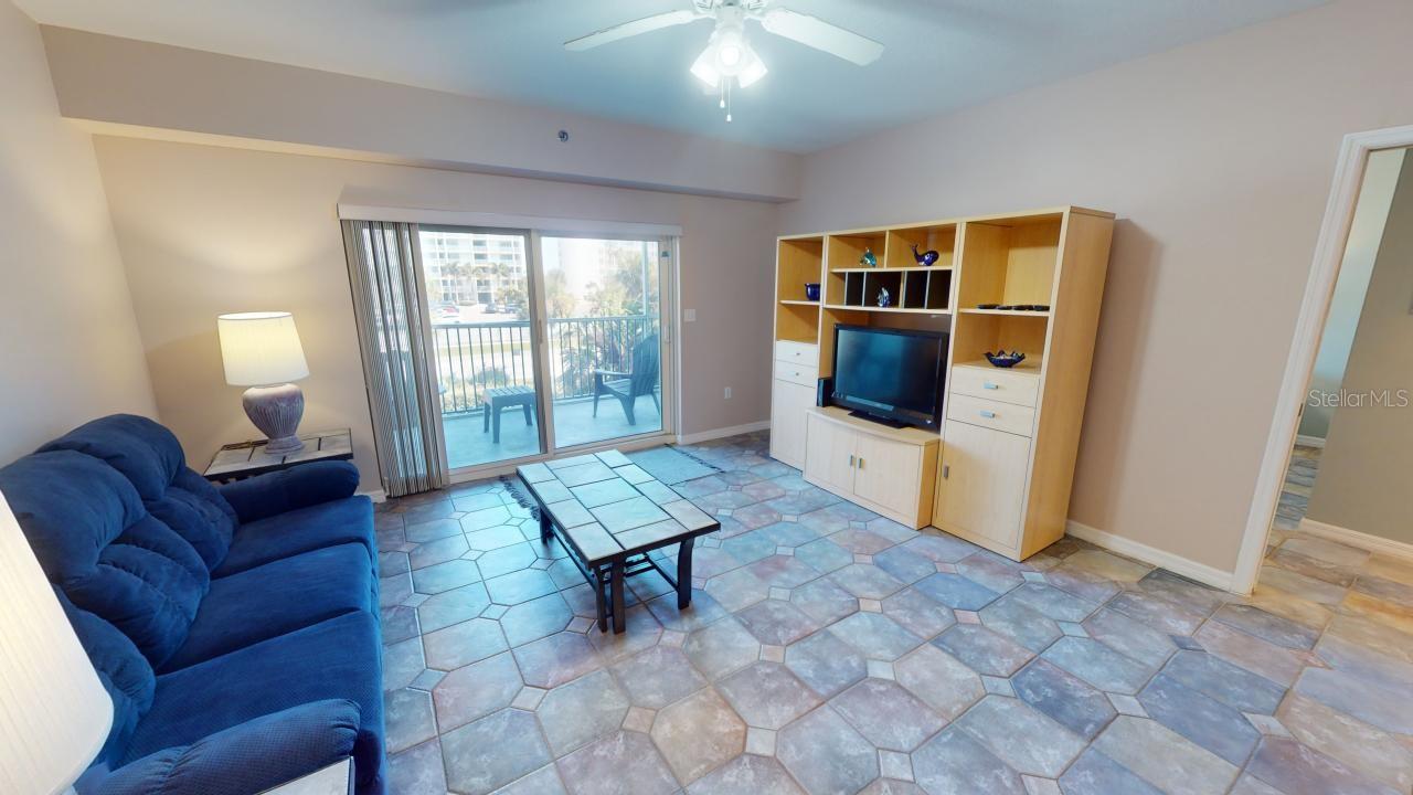 5300 S Atlantic Ave #2-303 — photo
