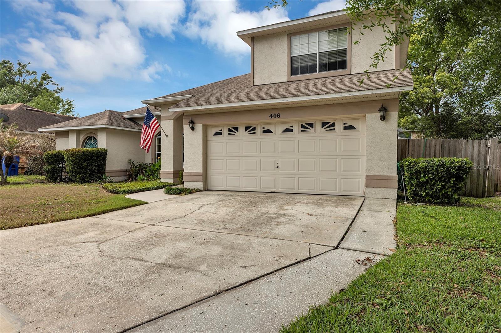 406 Sterling Lake Dr — photo
