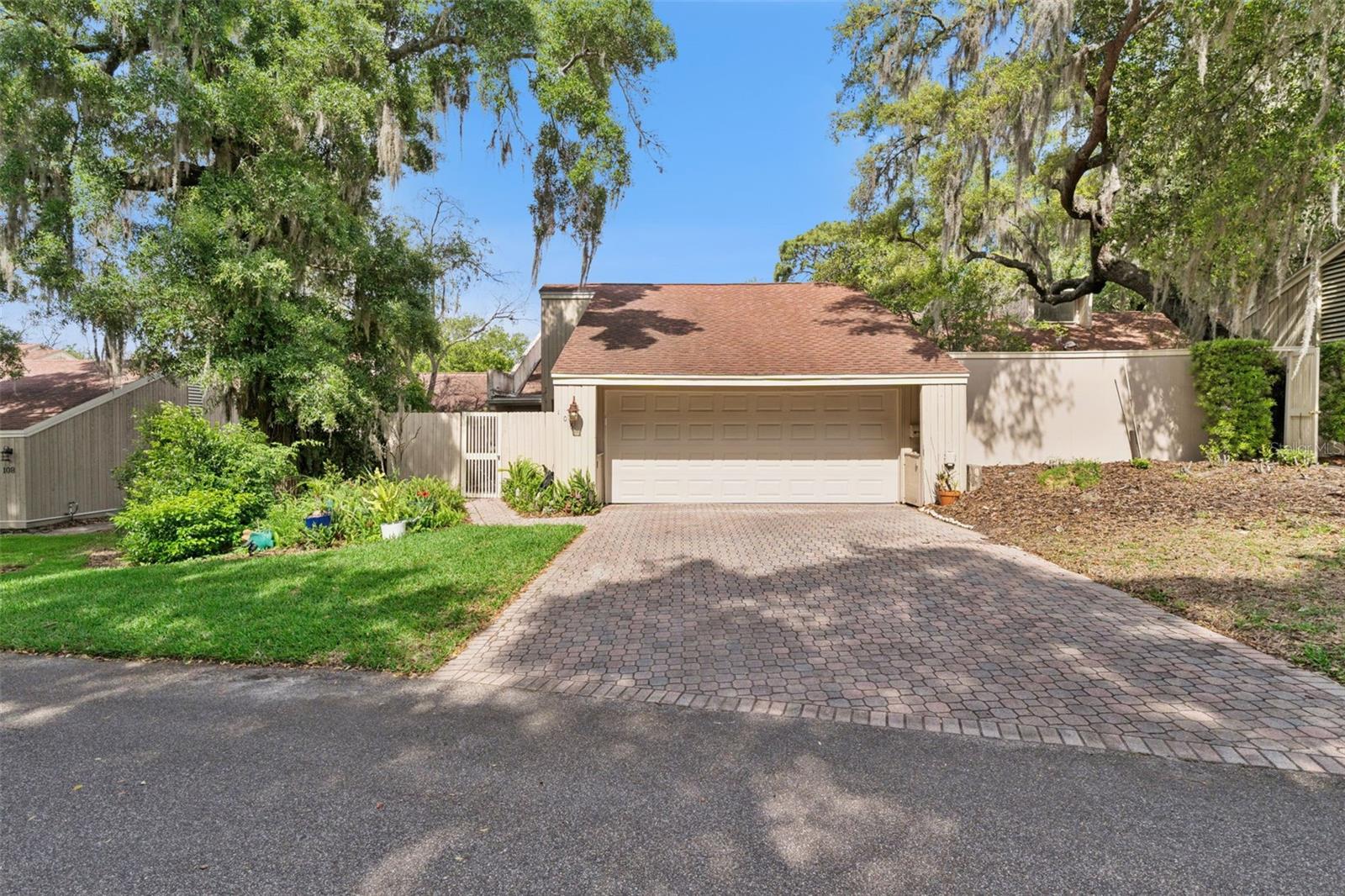 106 Hidden Oak Dr — photo