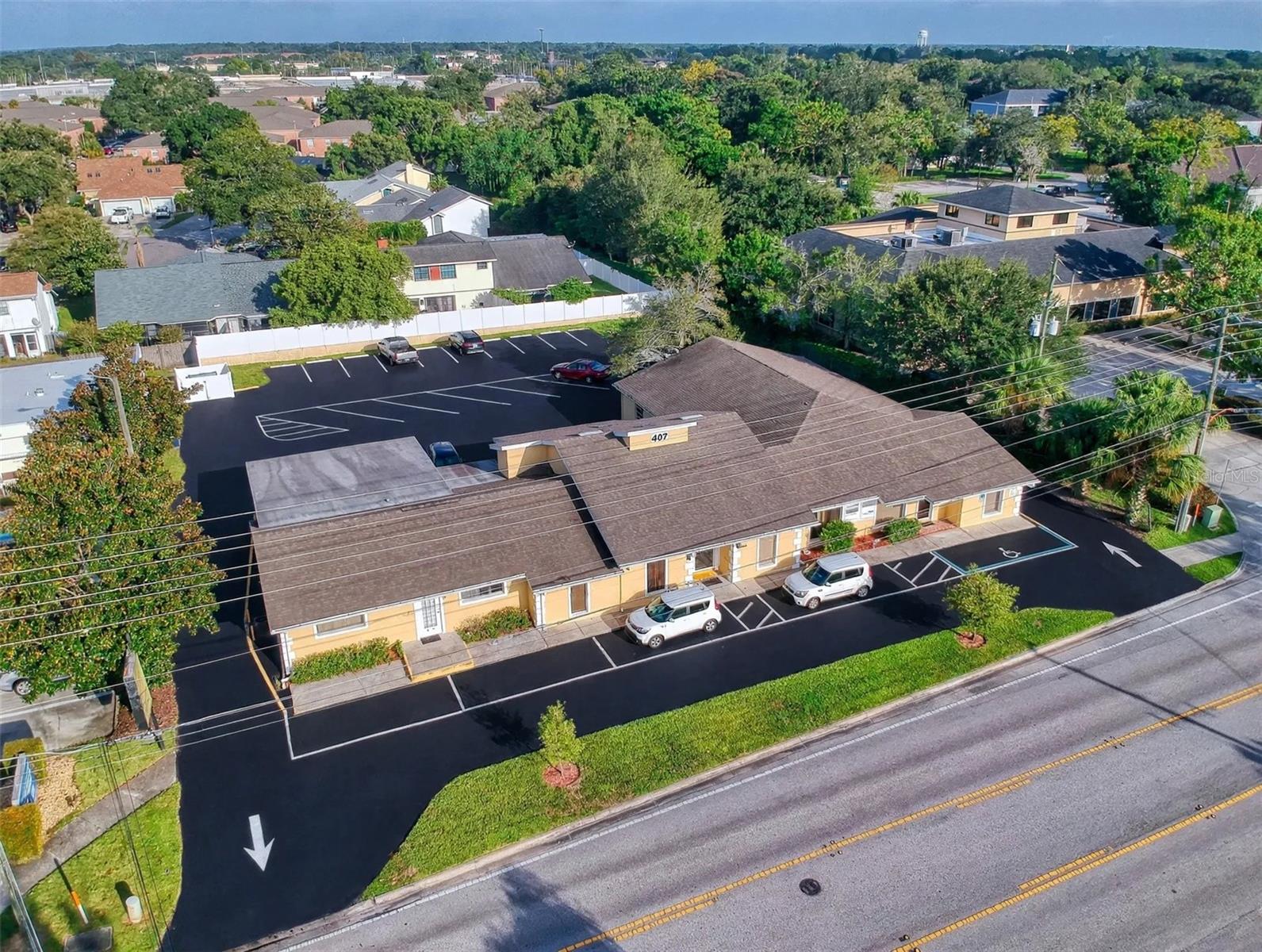 407 Lake Howell Rd — photo