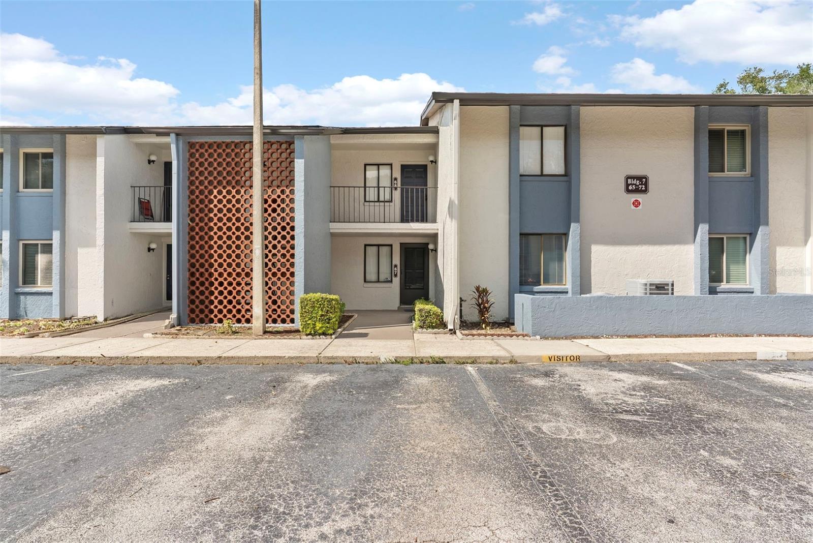 7 Escondido Cir #67 — photo