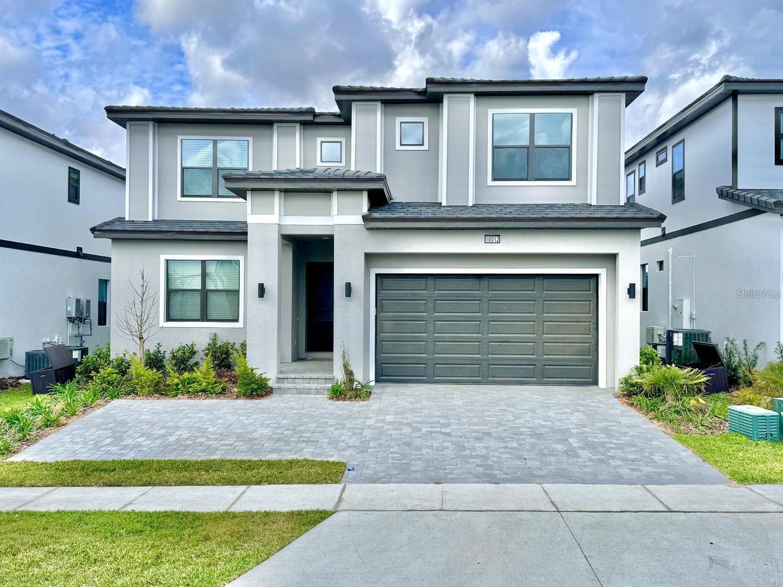 10012 Voyager Way — photo