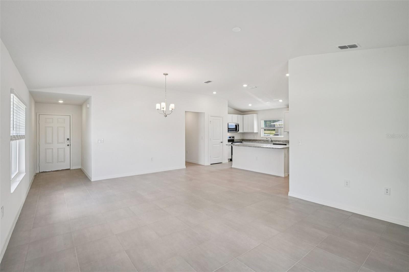 20404 Lavender Bloom Loop, Mount Dora, FL 32757 — photo 2