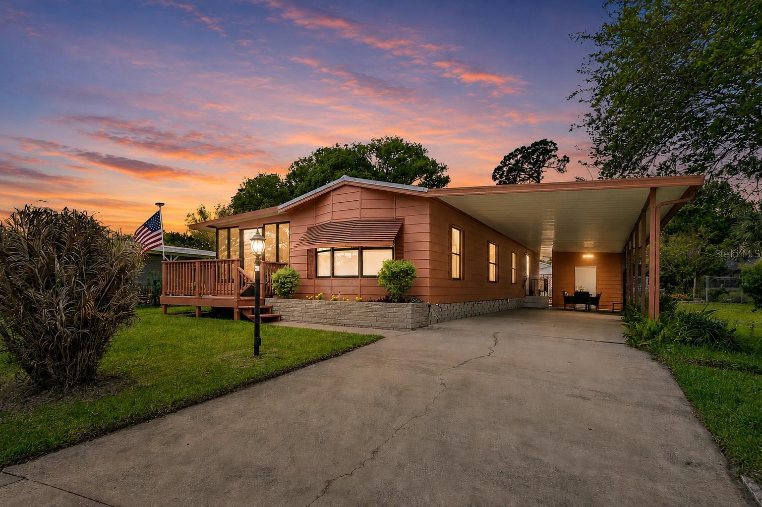 727 Rolling Hills Dr — photo