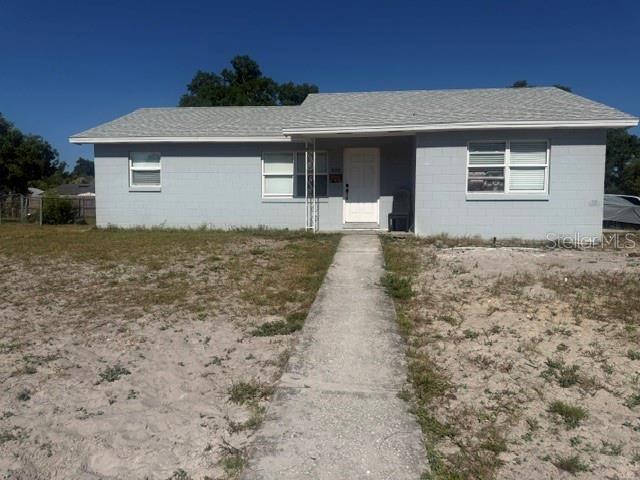 505 Holt Cir — photo