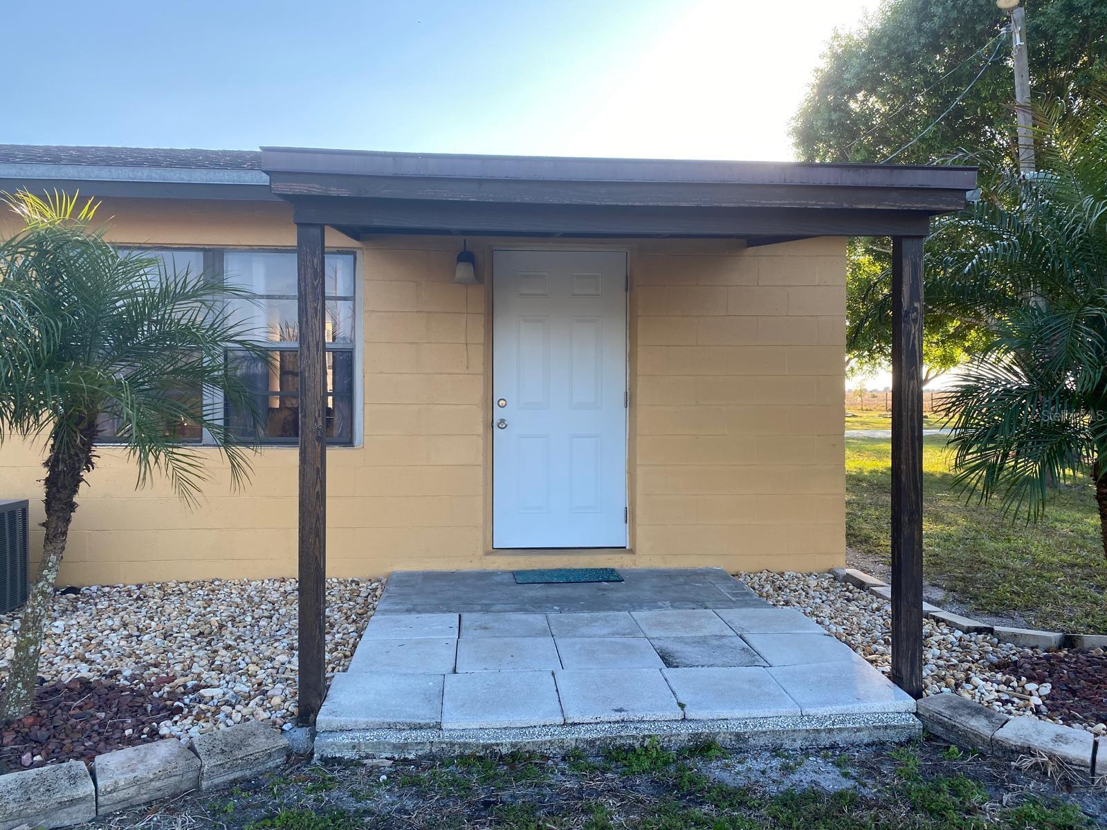 1587 Wayman Rd — photo