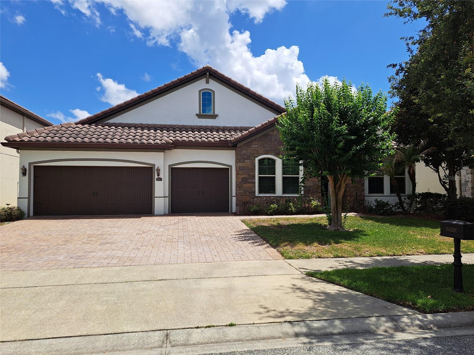 8420 Morehouse Dr — photo