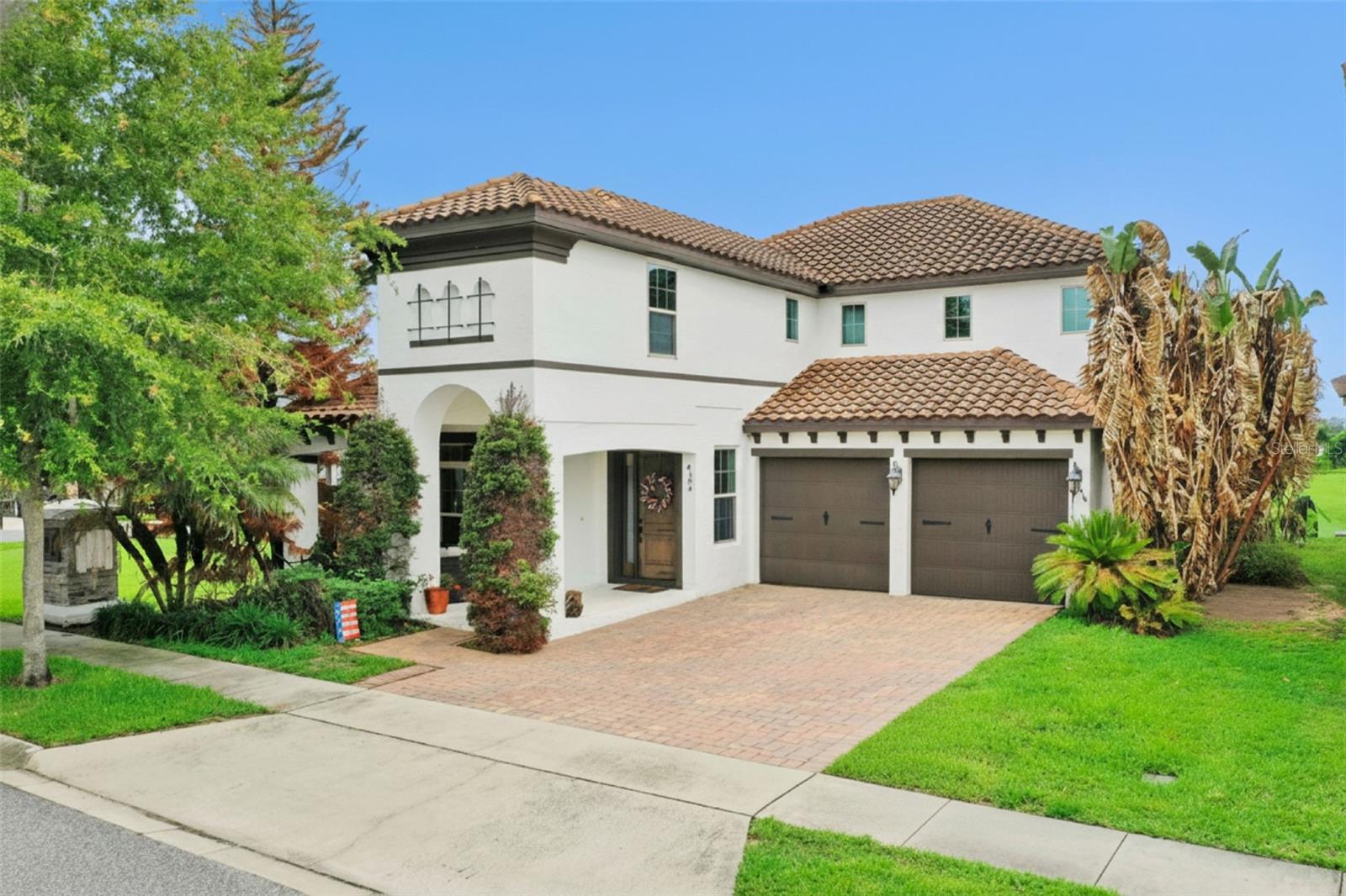 9189 Busaco Park Way — photo