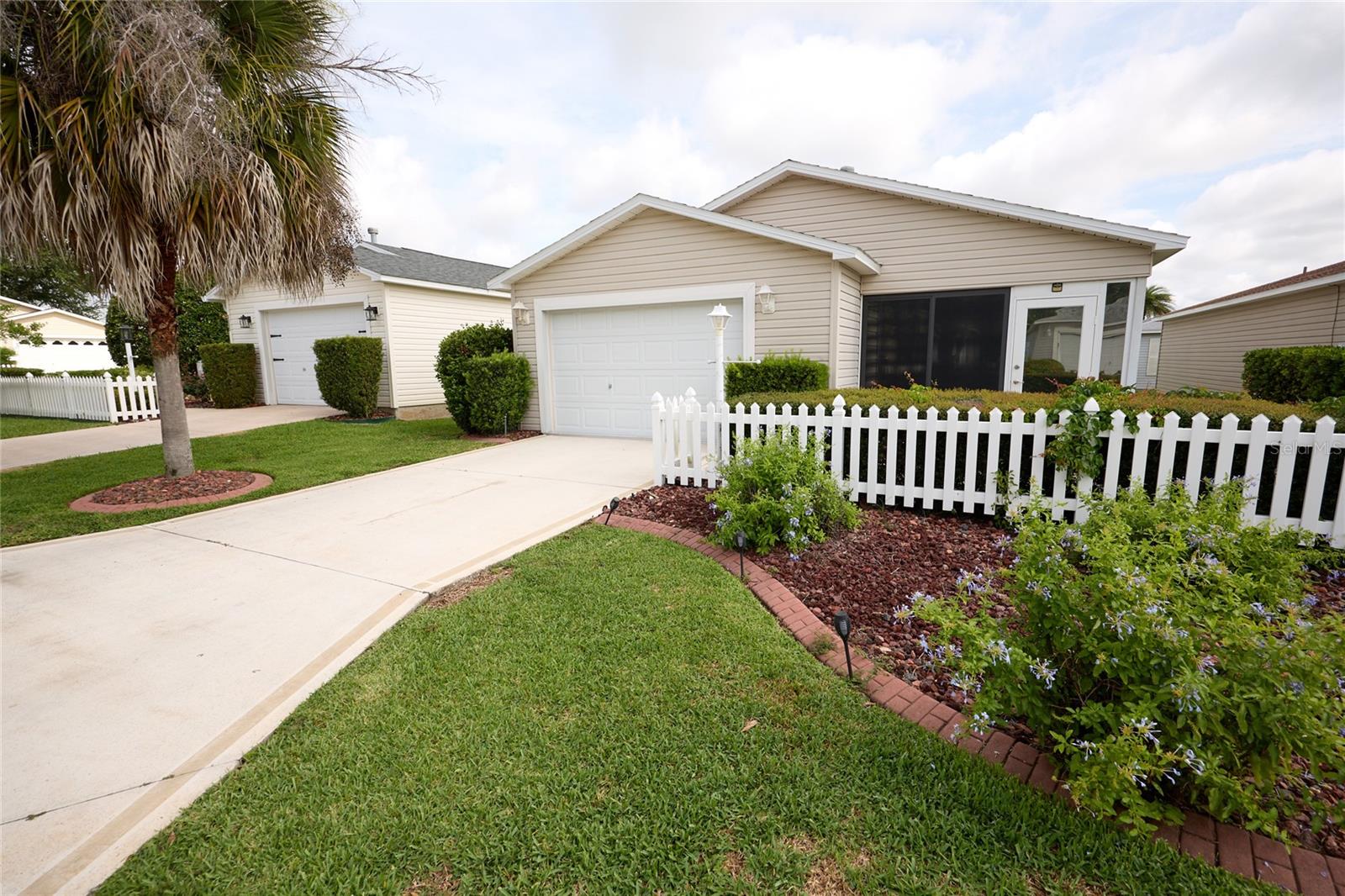2331 Riley Road, The Villages, FL 32162 — photo 2