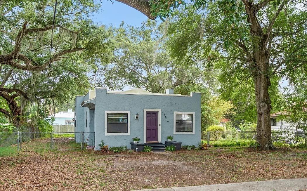 1516 E Elm Rd — photo