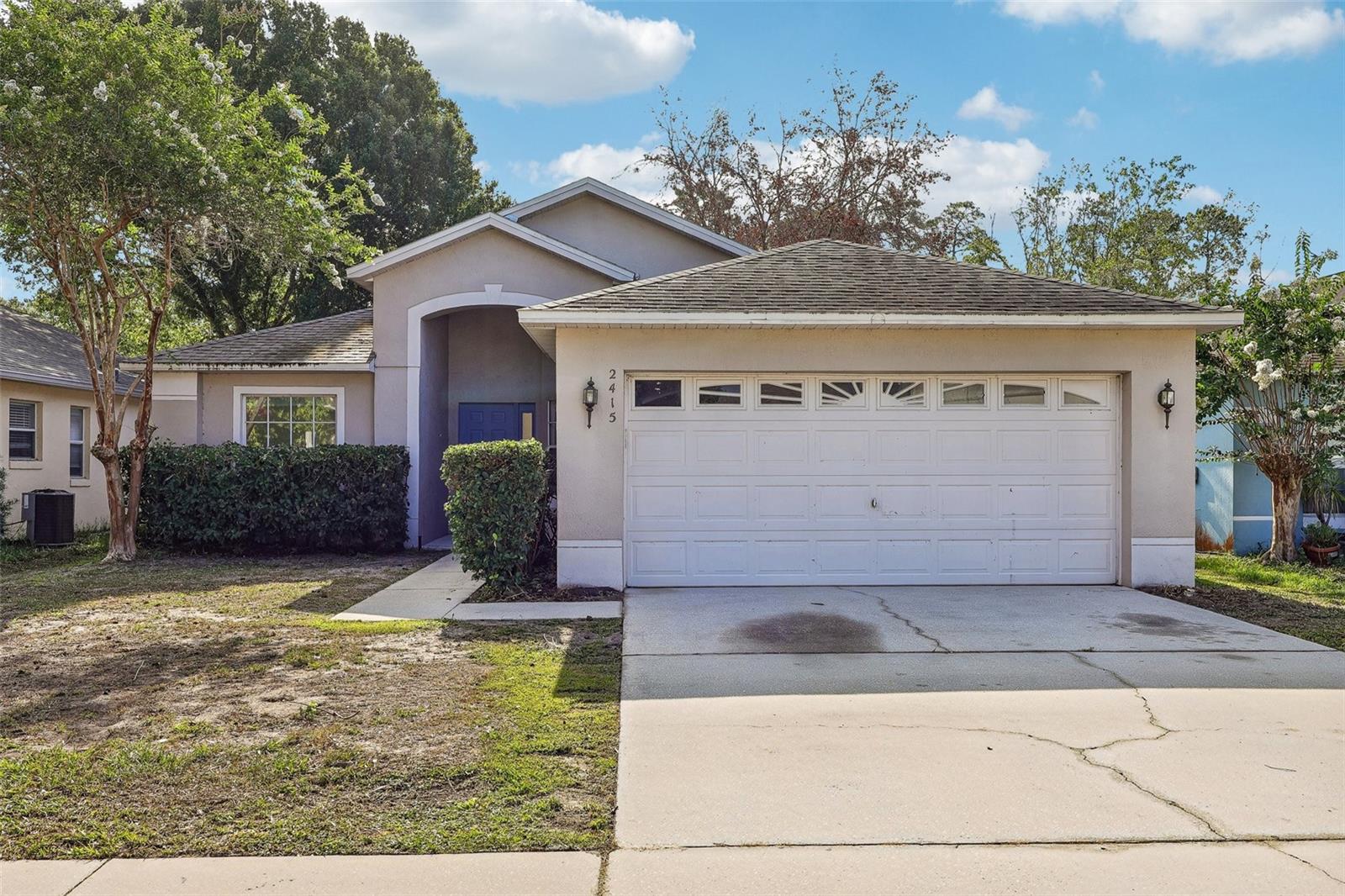 2415 Hickory Oak Blvd — photo