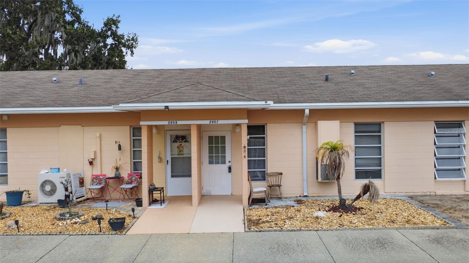 2607 Club Cir #2607 — photo