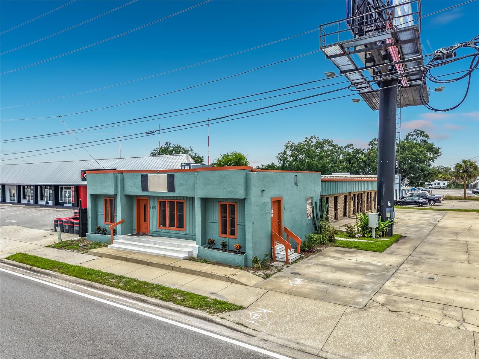 180 S Ronald Reagan Blvd — photo
