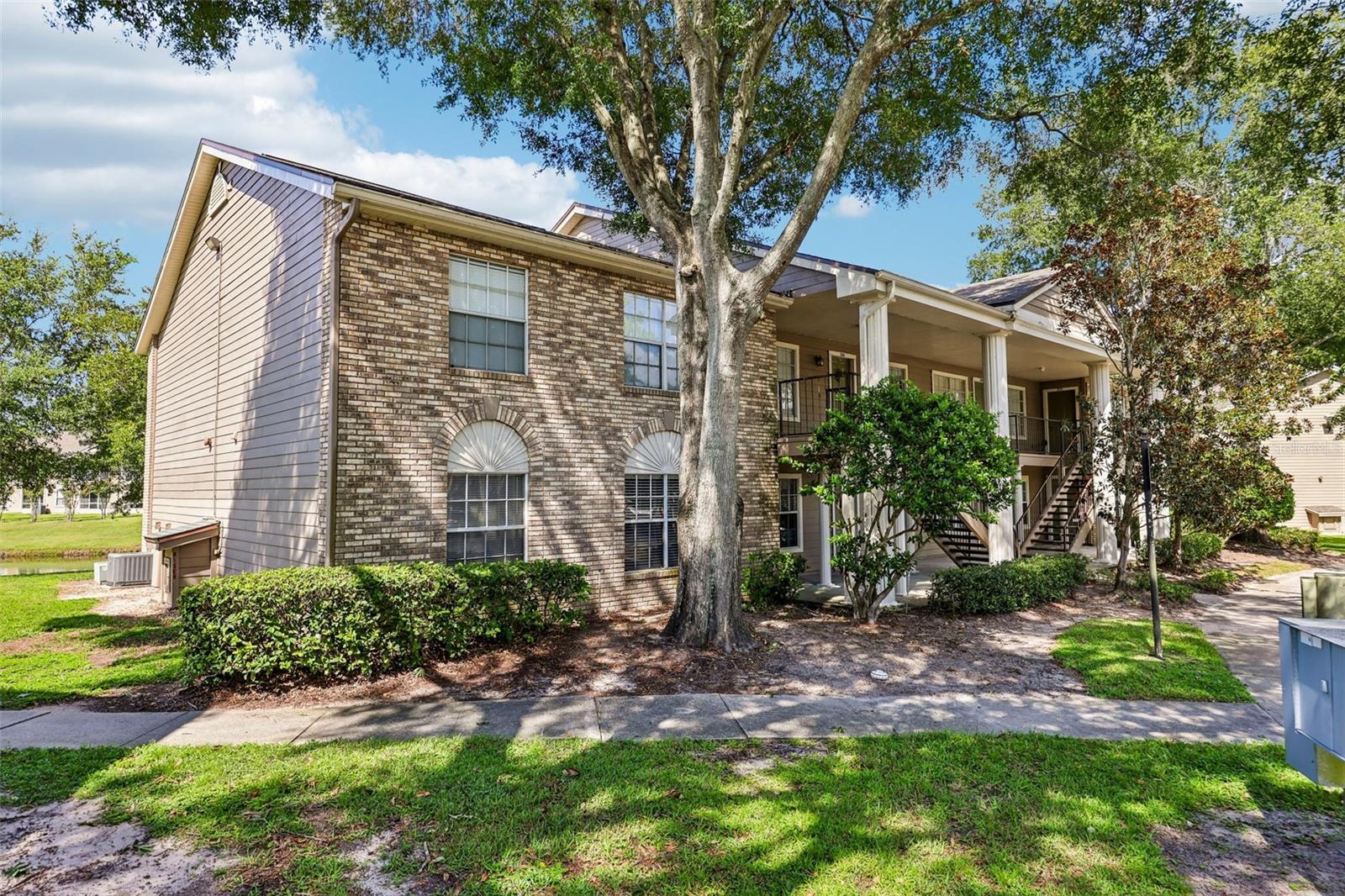 124 Reserve Cir #100 — photo