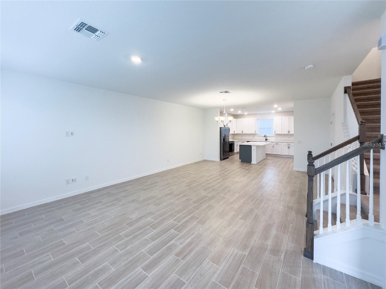 6483 Trailblaze Bnd, St Cloud, FL 34771 — photo 2