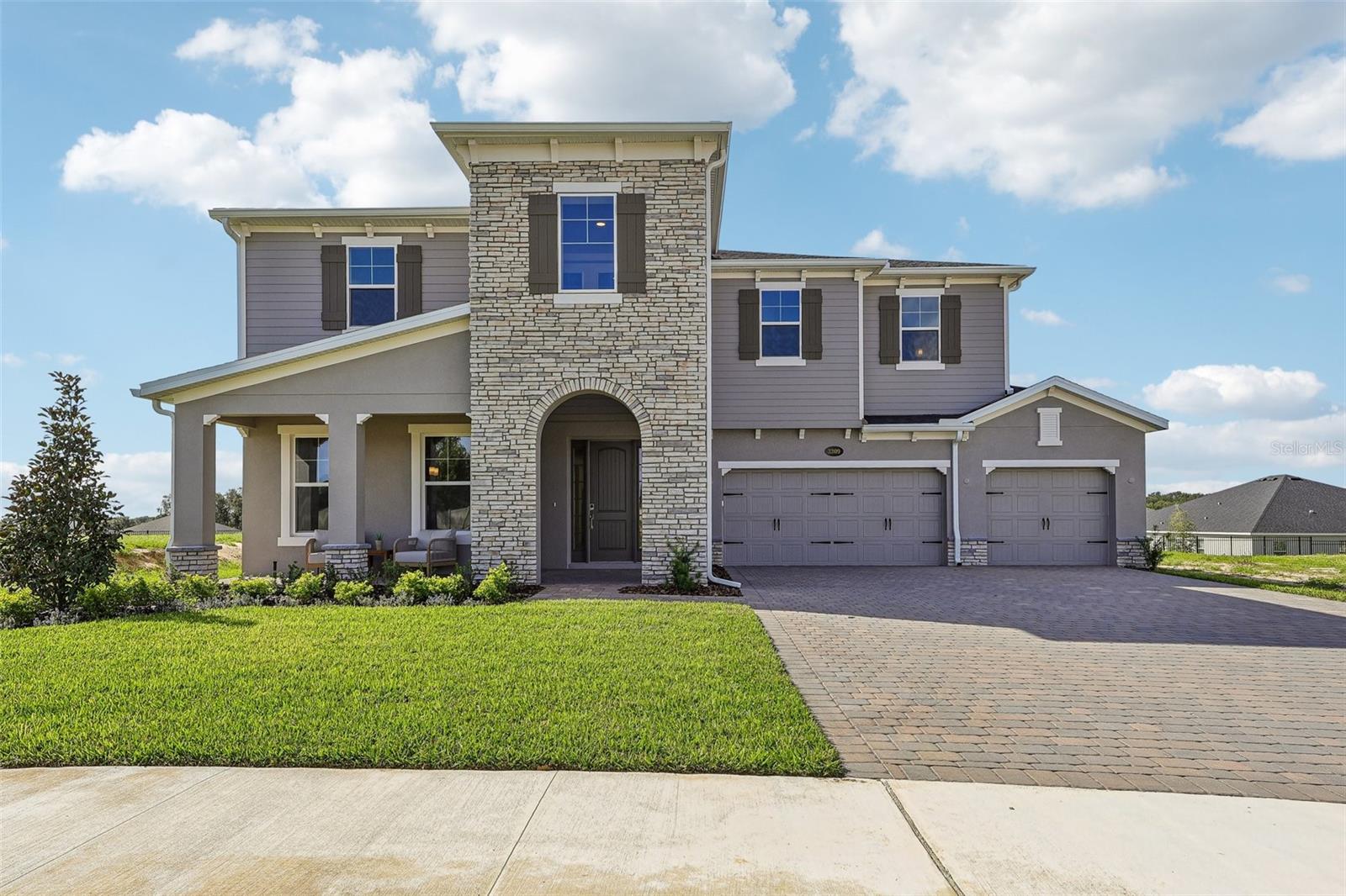3209 Wolf Lake Ave — photo