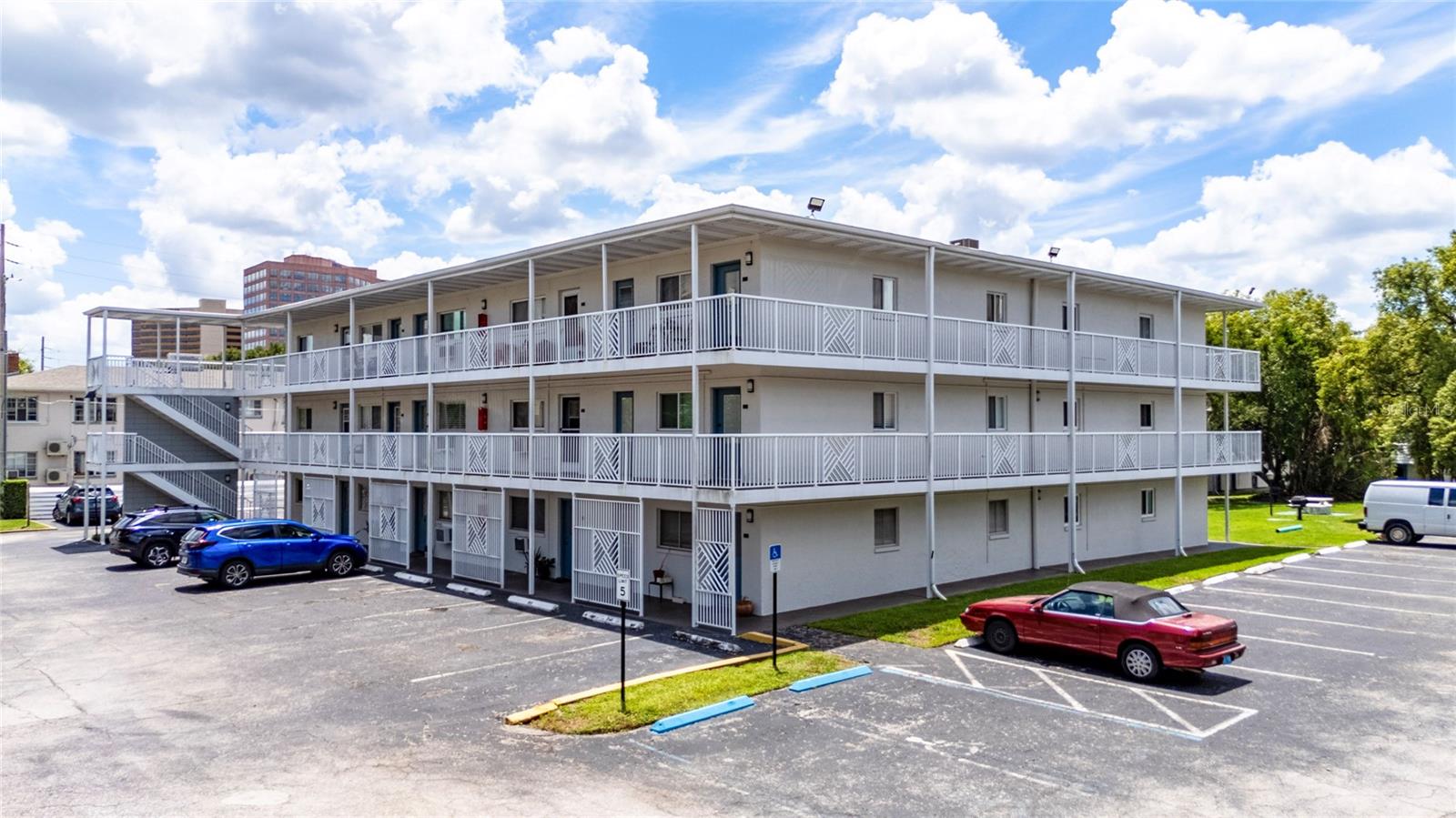 320 Lakeview St #323 — photo
