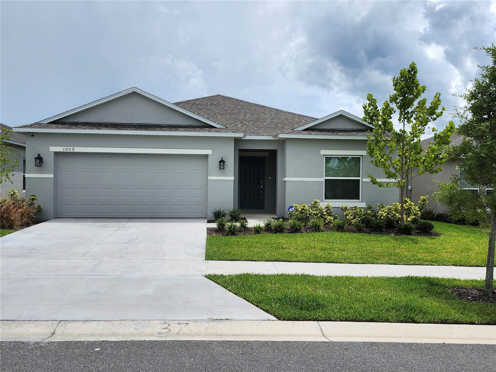 1009 Calico Pointe Cir — photo