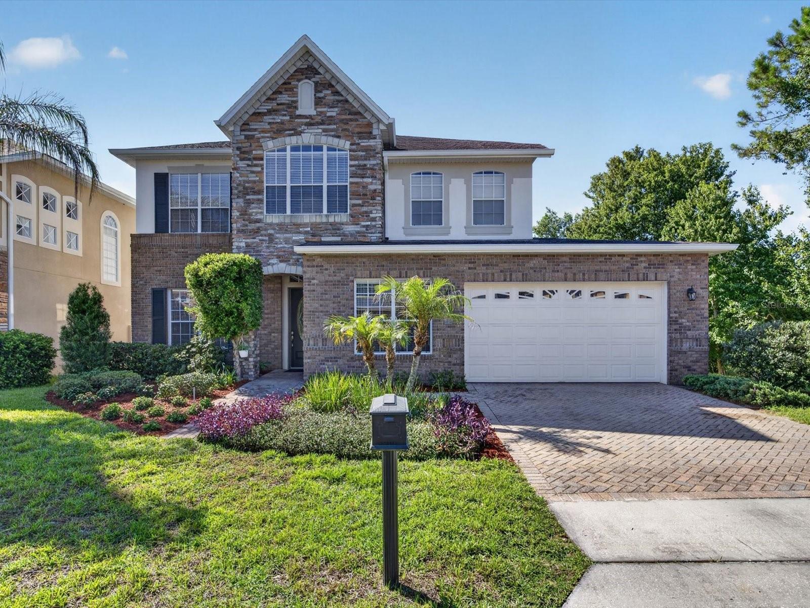 561 Harriswood Ct — photo