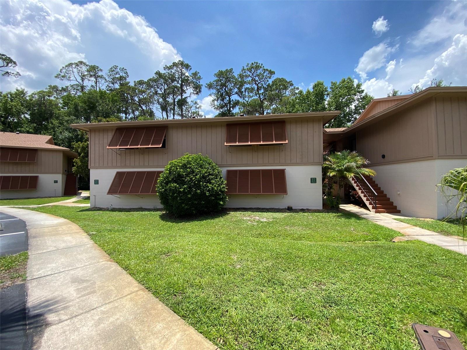 160 Live Oak Woods Ct #3a — photo