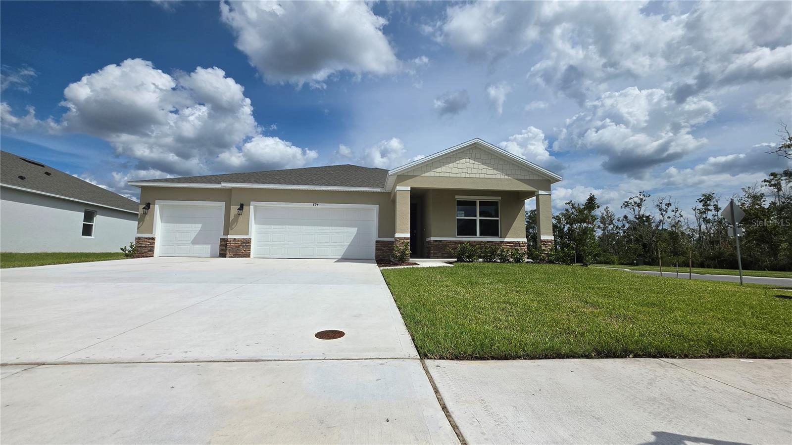 894 Britton Loop — photo