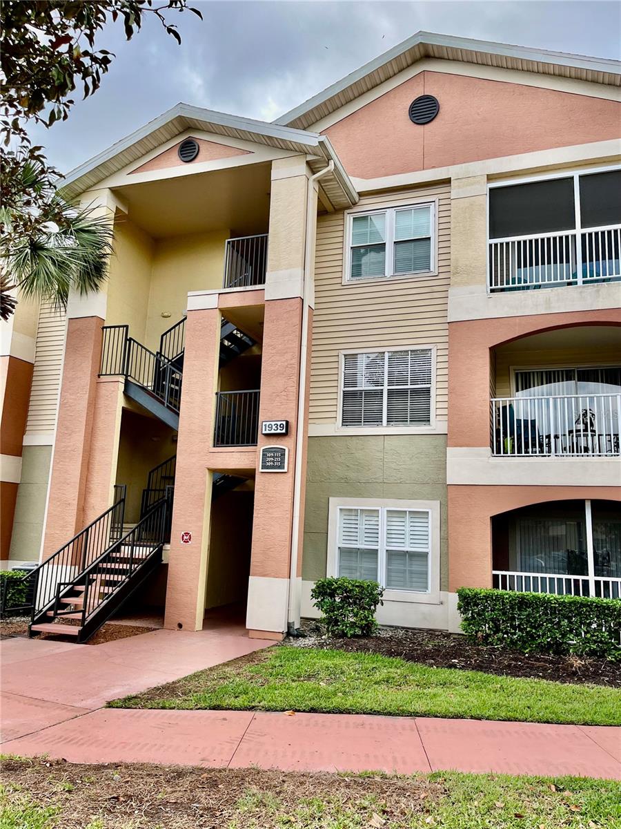 1939 Summer Club Apt Dr #315 — photo