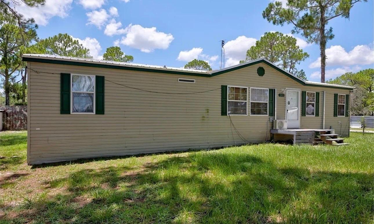 201 E Maxanna, Sebring, FL 33875 — photo 2