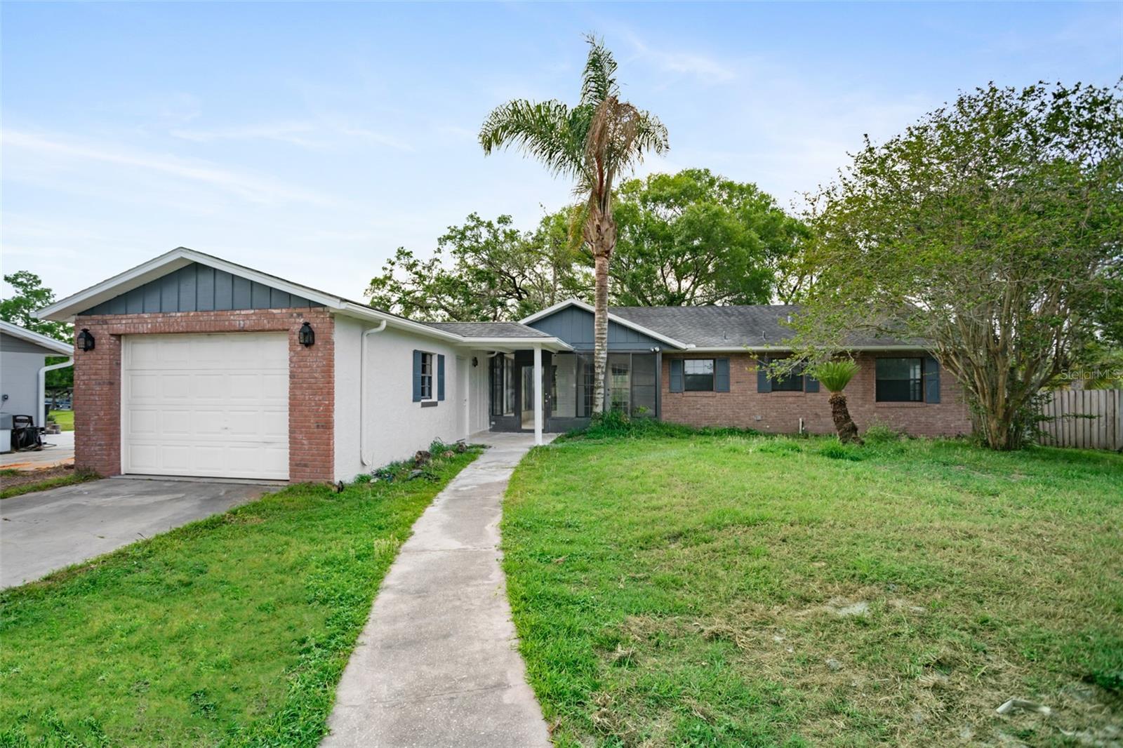 28046 Lois Dr — photo