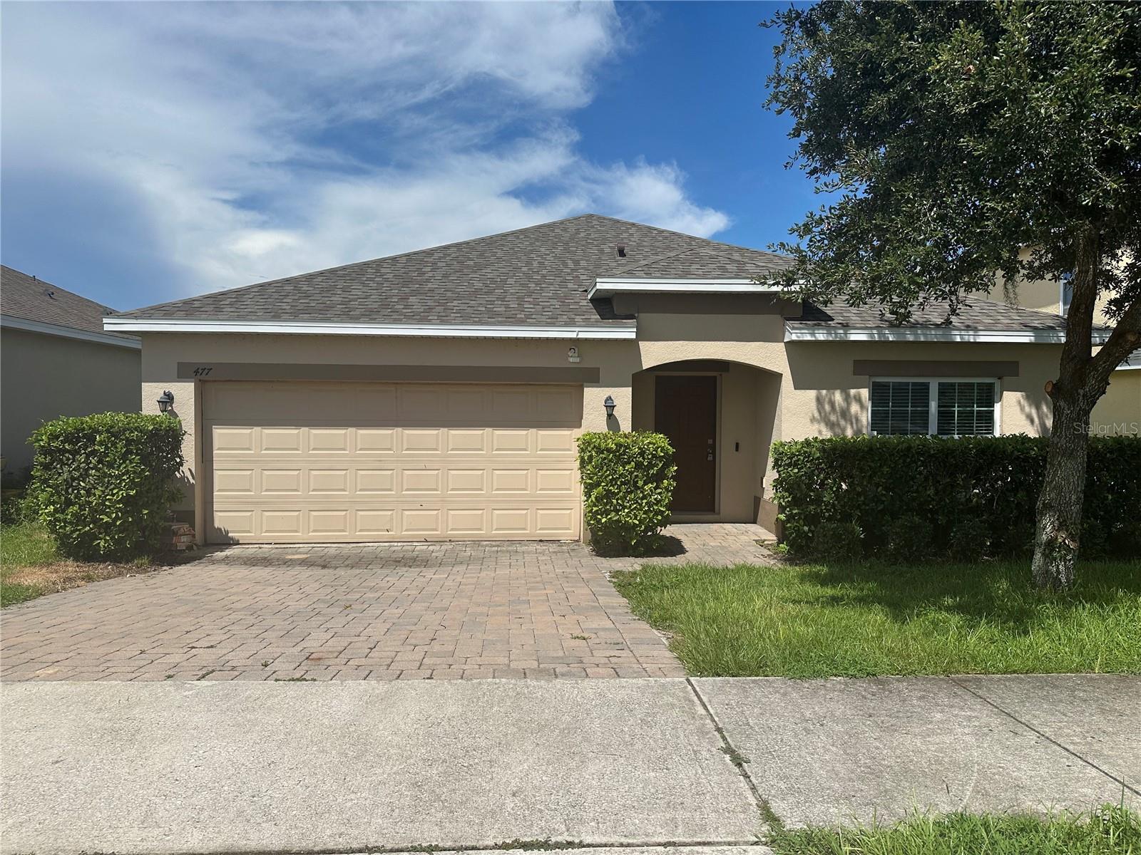 477 Kestrel Dr — photo