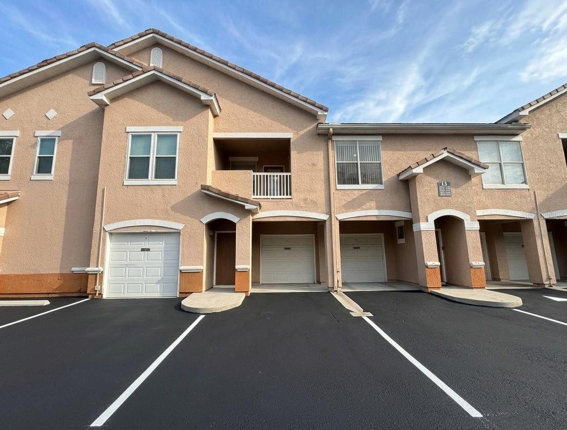 10412 Villa View Cir #10412 — photo