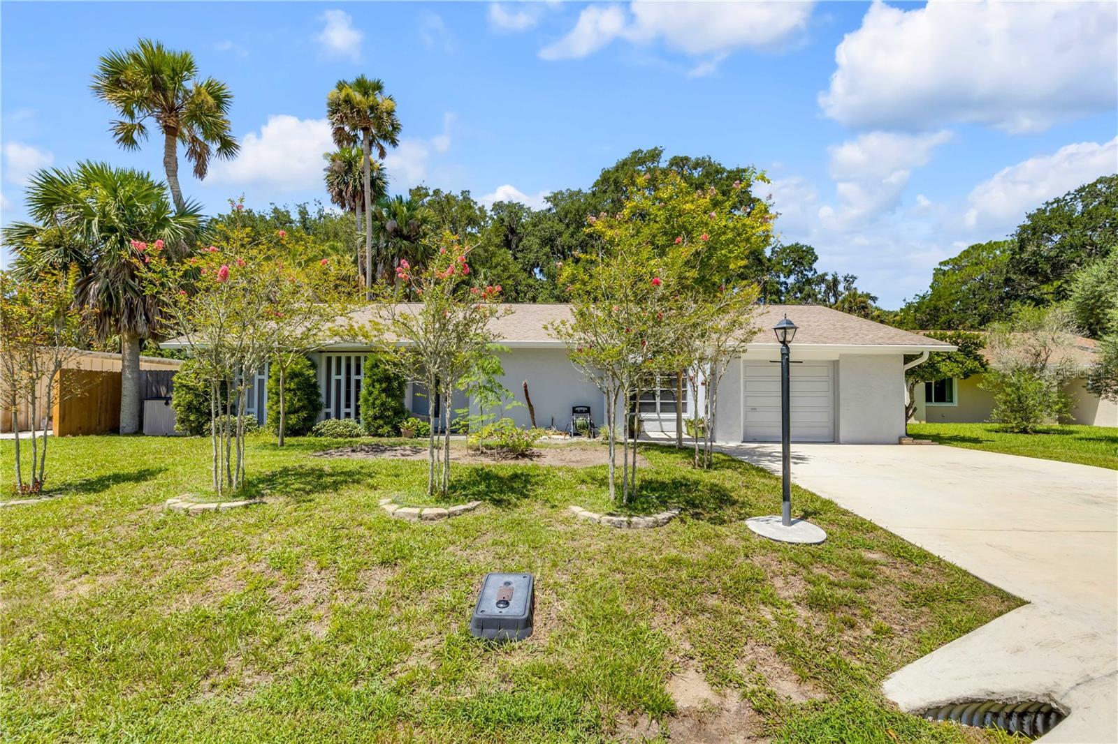 19 Crompton Pl — photo