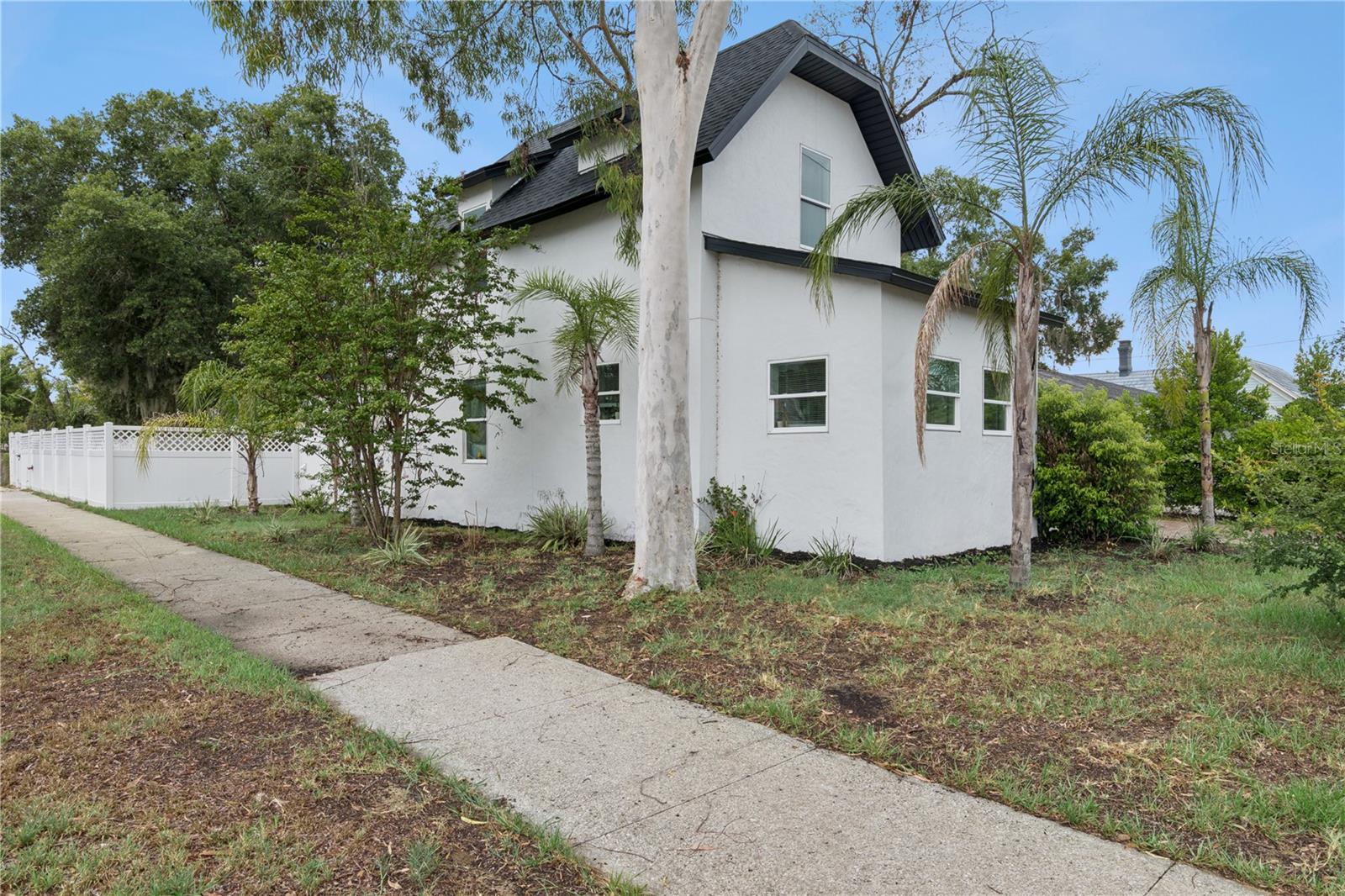 732 E Orange Avenue, Eustis, FL 32726 — photo 3