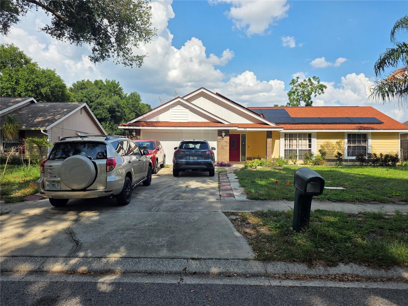 1419 Carriage Oak Ct — photo