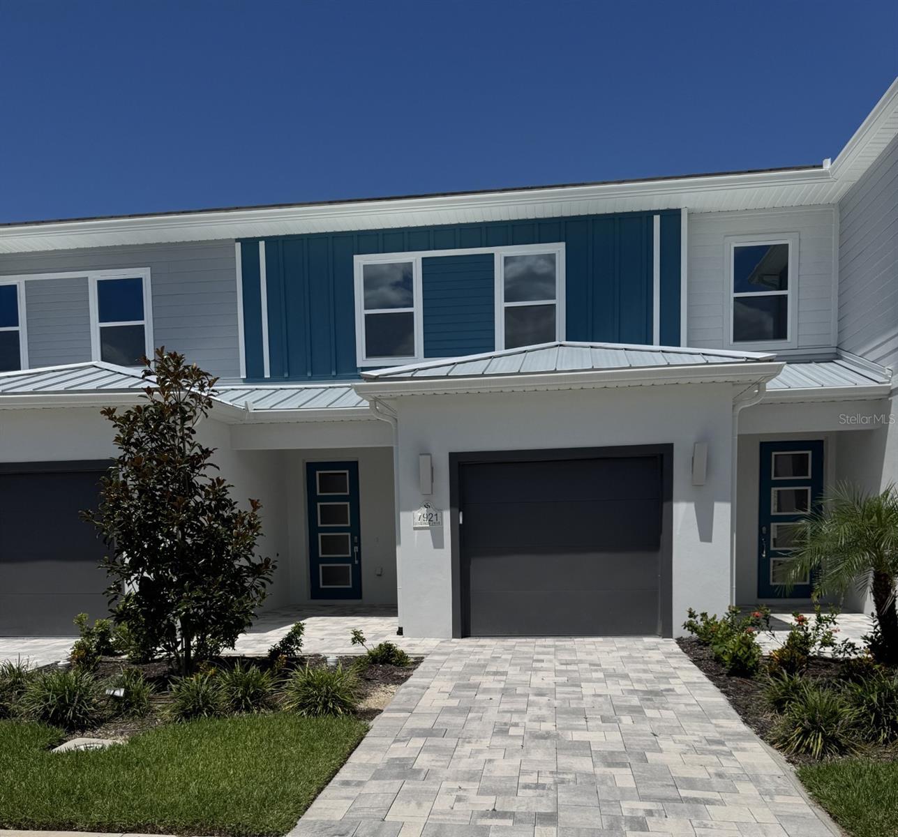 7921 Spectrum Dr — photo