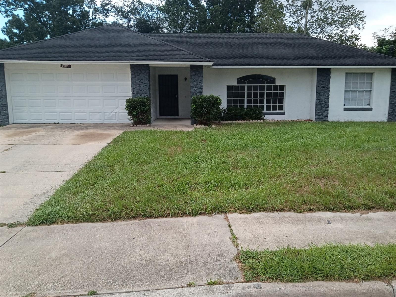 2113 N Normandy Blvd — photo