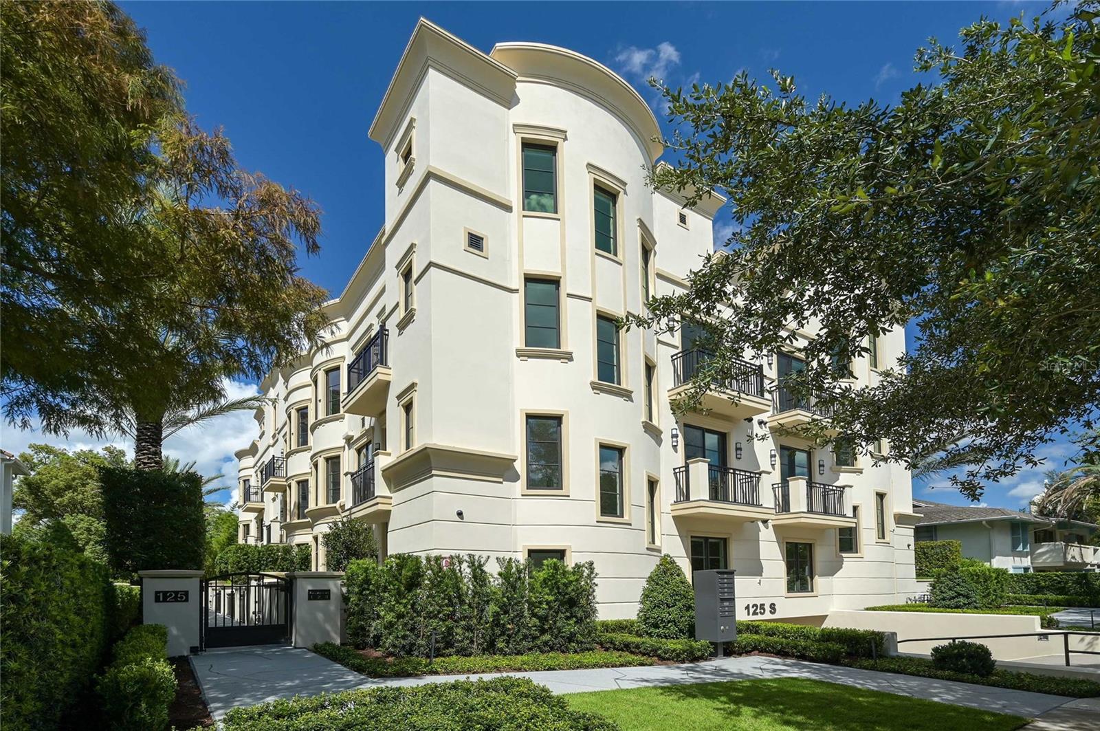 125 S Interlachen Ave #1 — photo