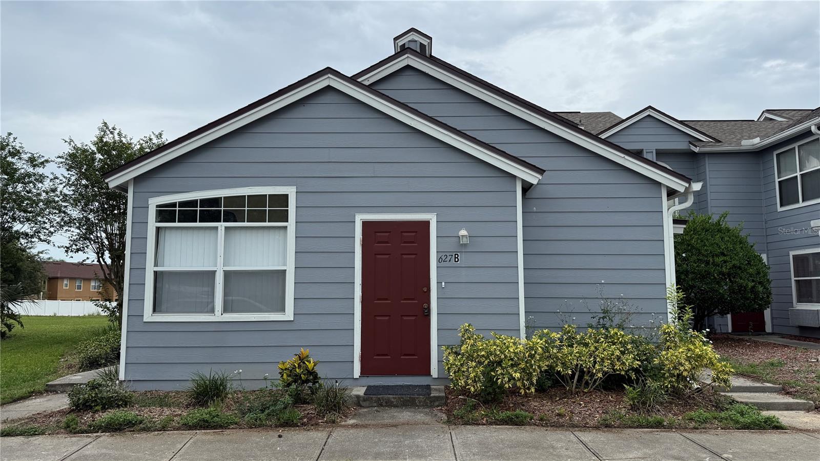627 Orchid Dr — photo