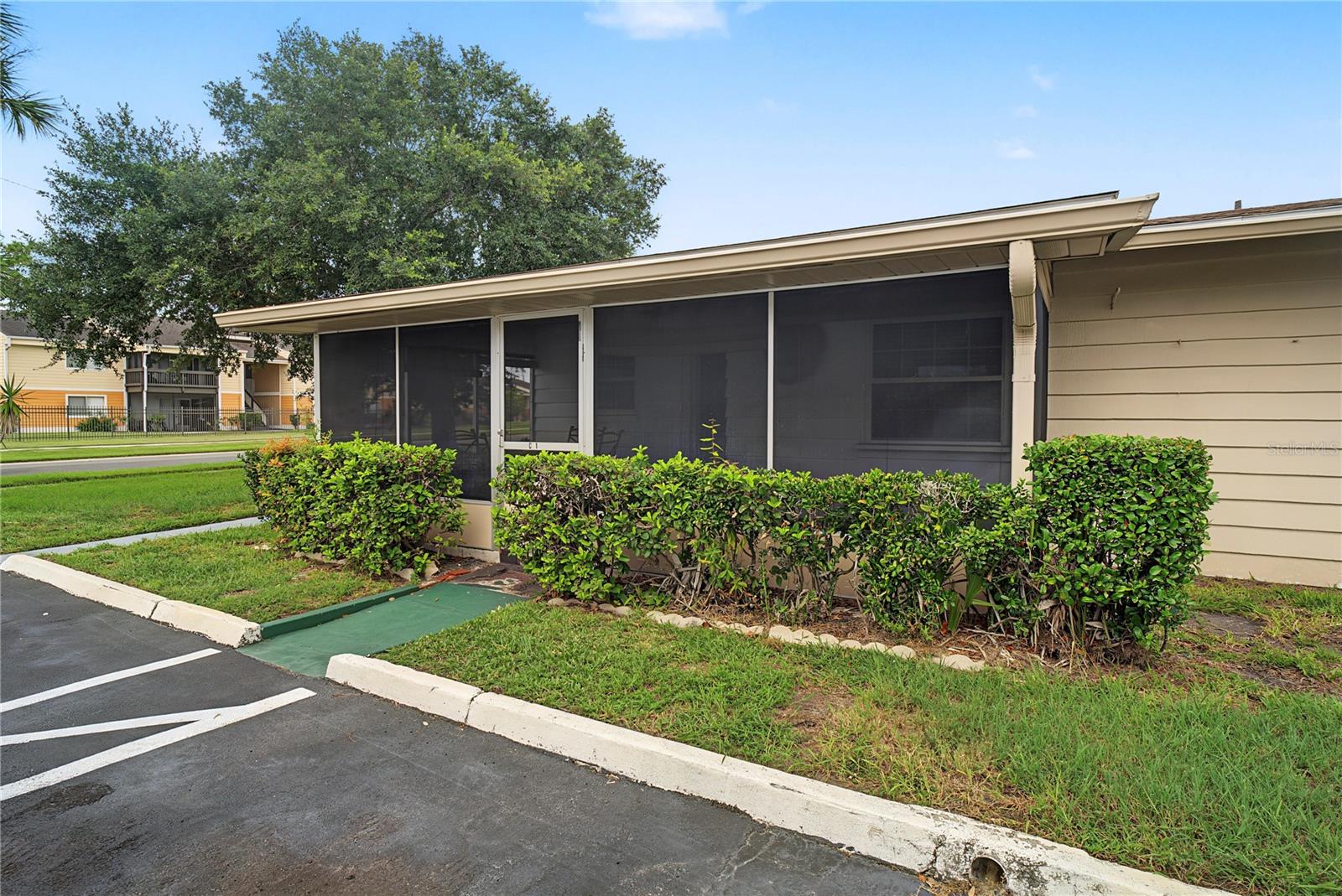 1001 Plantation Dr #C1 — photo