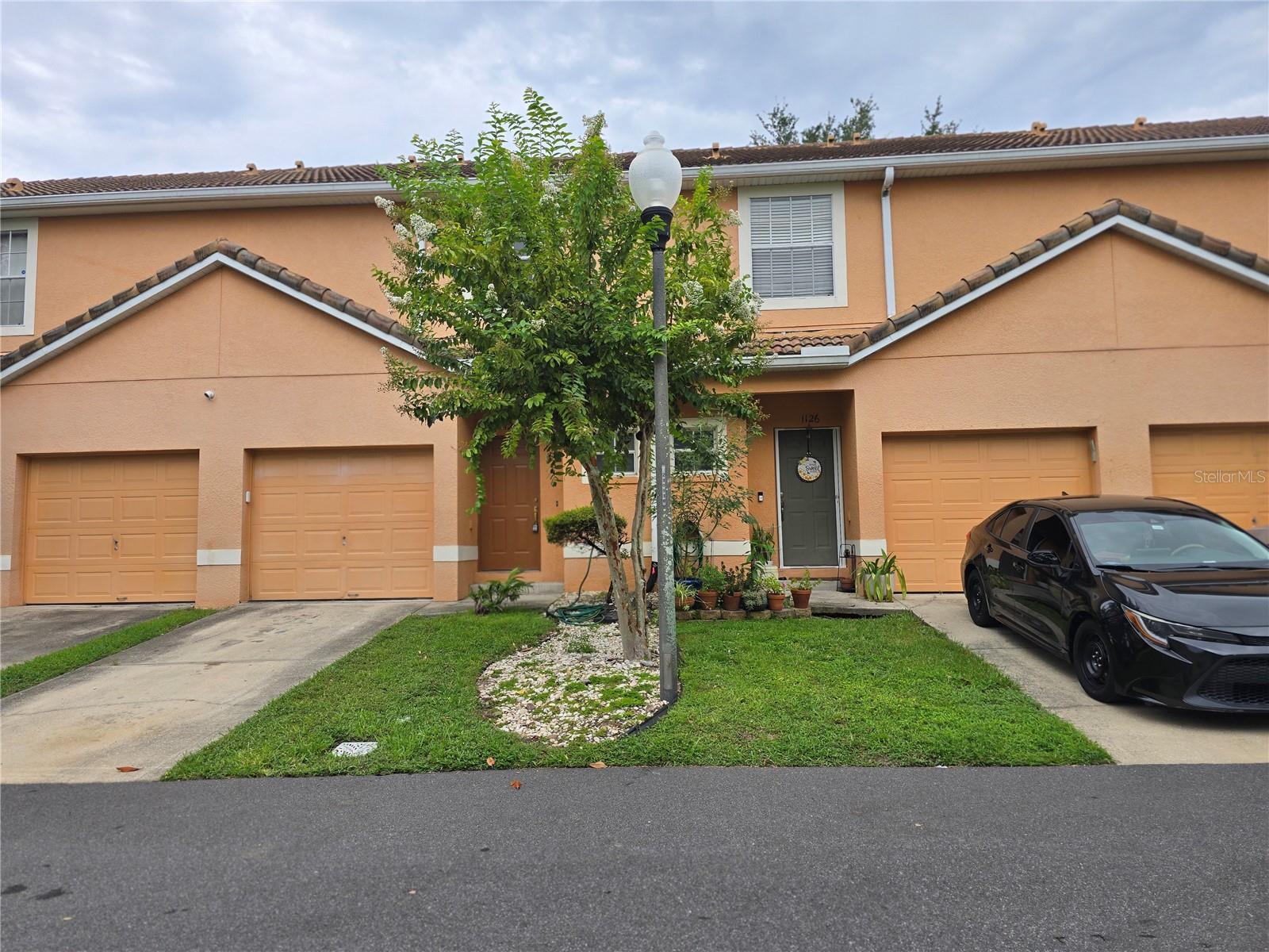 1124 N Fairway Dr — photo