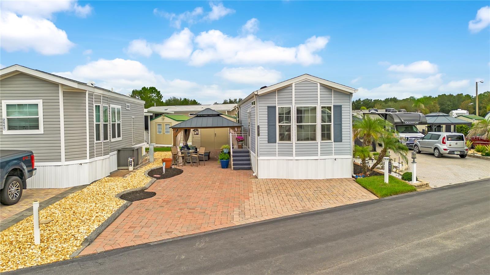 2451 Citrus Tree Rd — photo