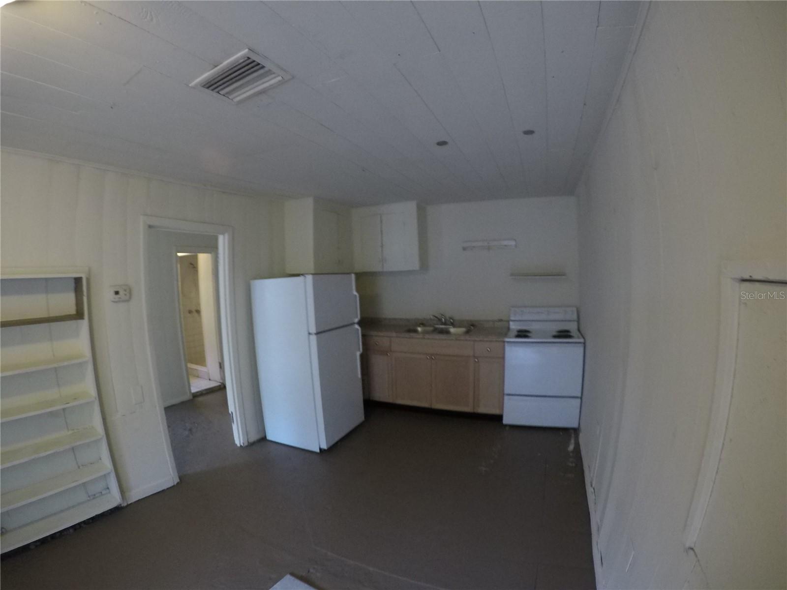 505 E Virginia Ave #2 — photo