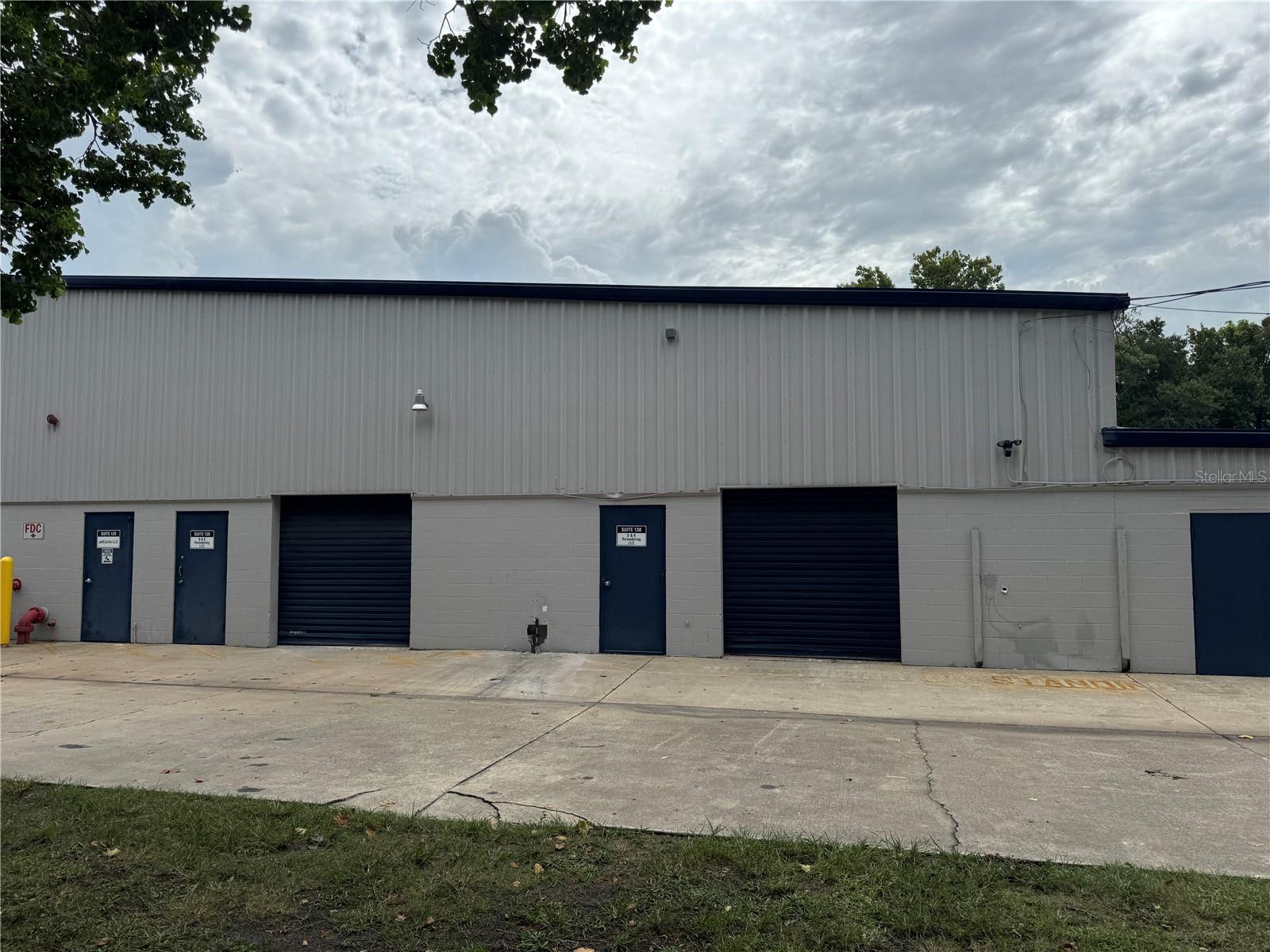 2920 W Airport Blvd #130 — photo