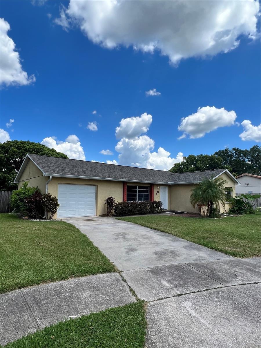 1313 Summer Breeze Rd — photo
