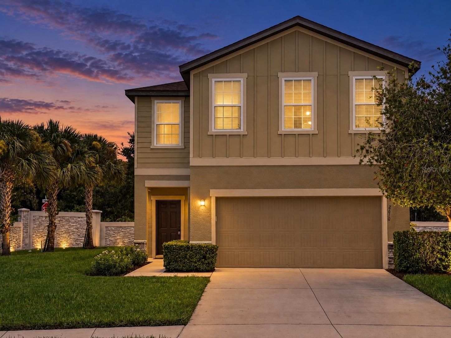2610 Flicker CV — photo