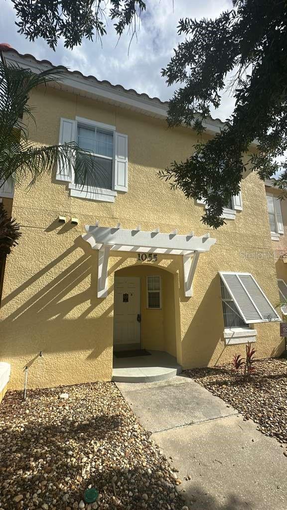 1055 Park Ridge Cir — photo