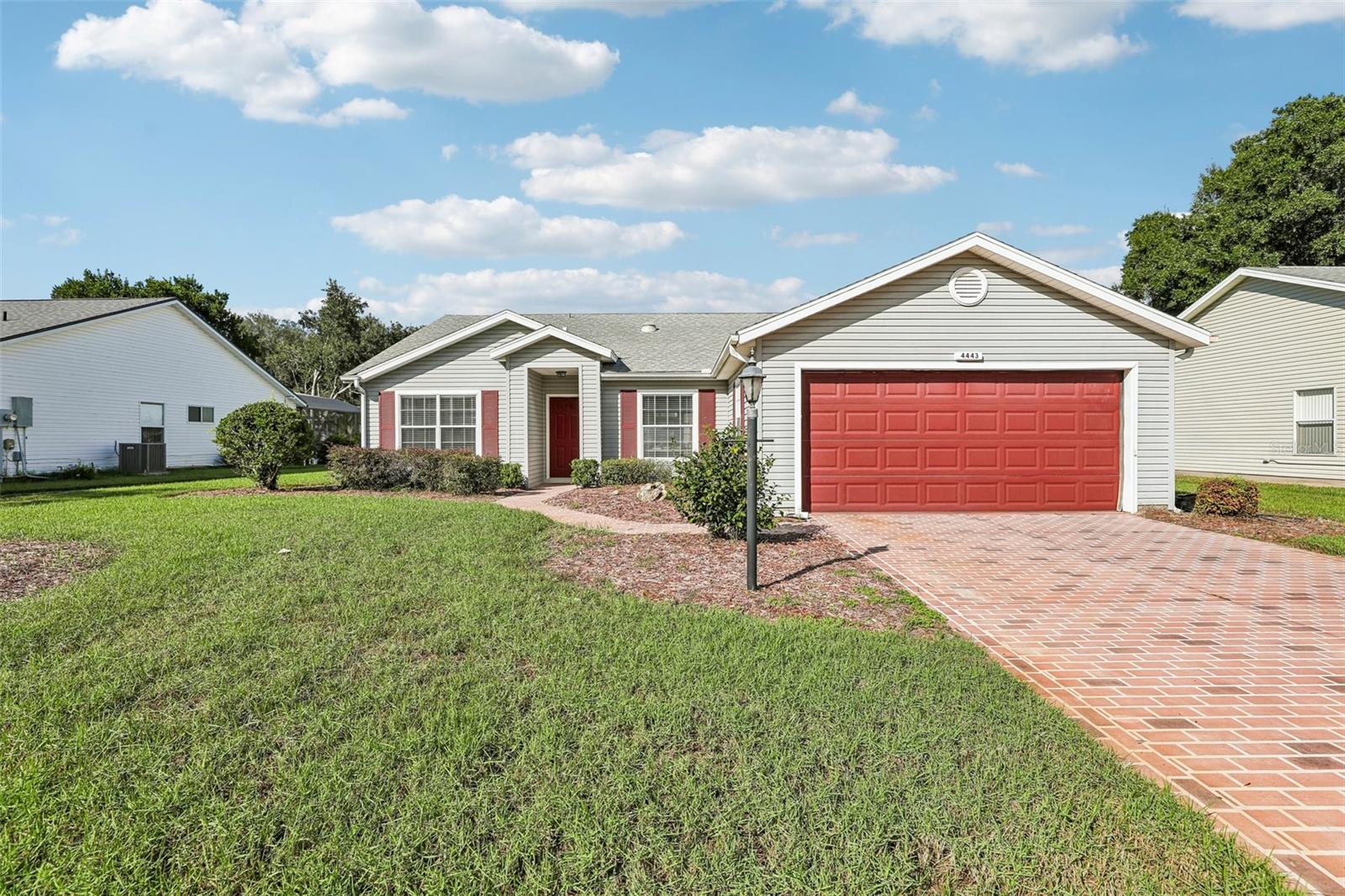4443 River Ridge Dr — photo