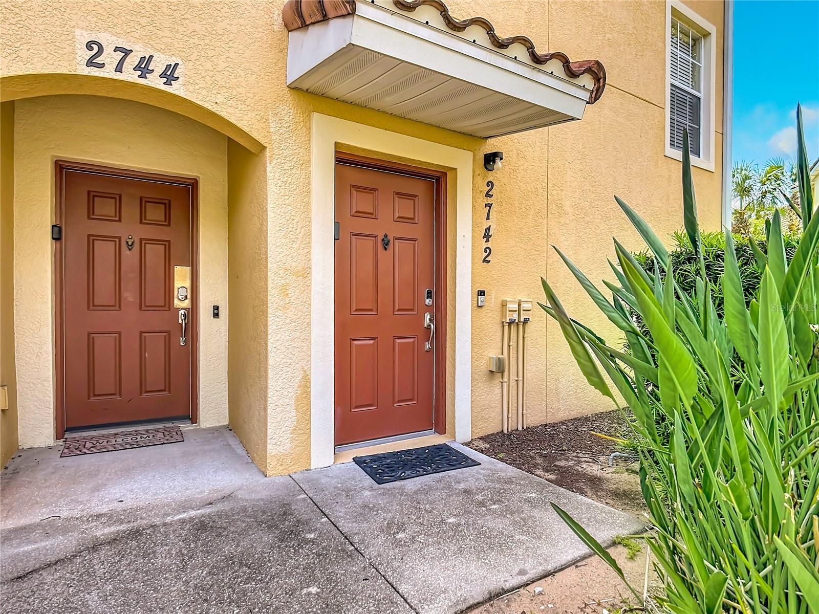 2742 Oakwater Dr #104 — photo