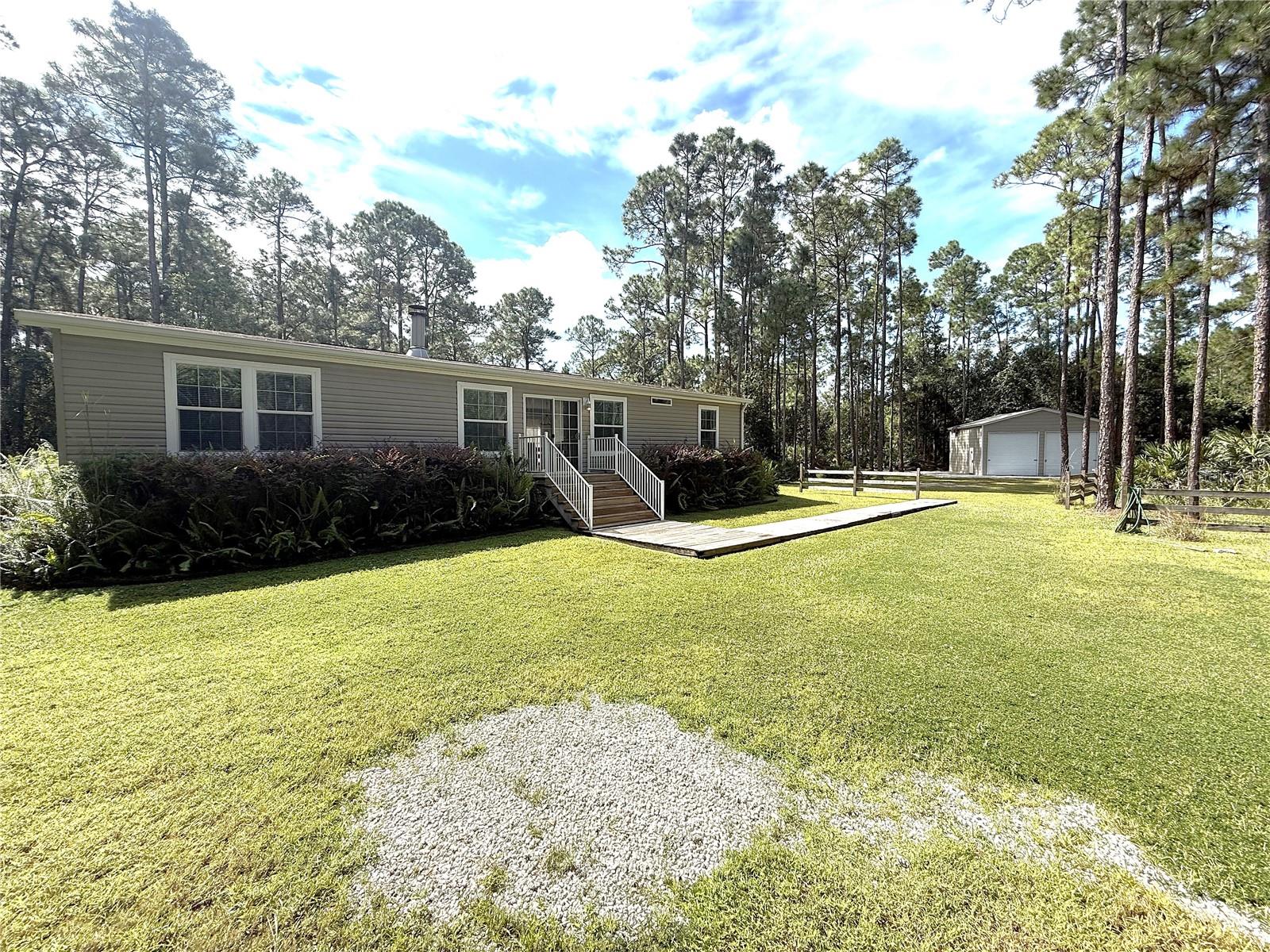 1161 Lake Harney Woods Blvd — photo