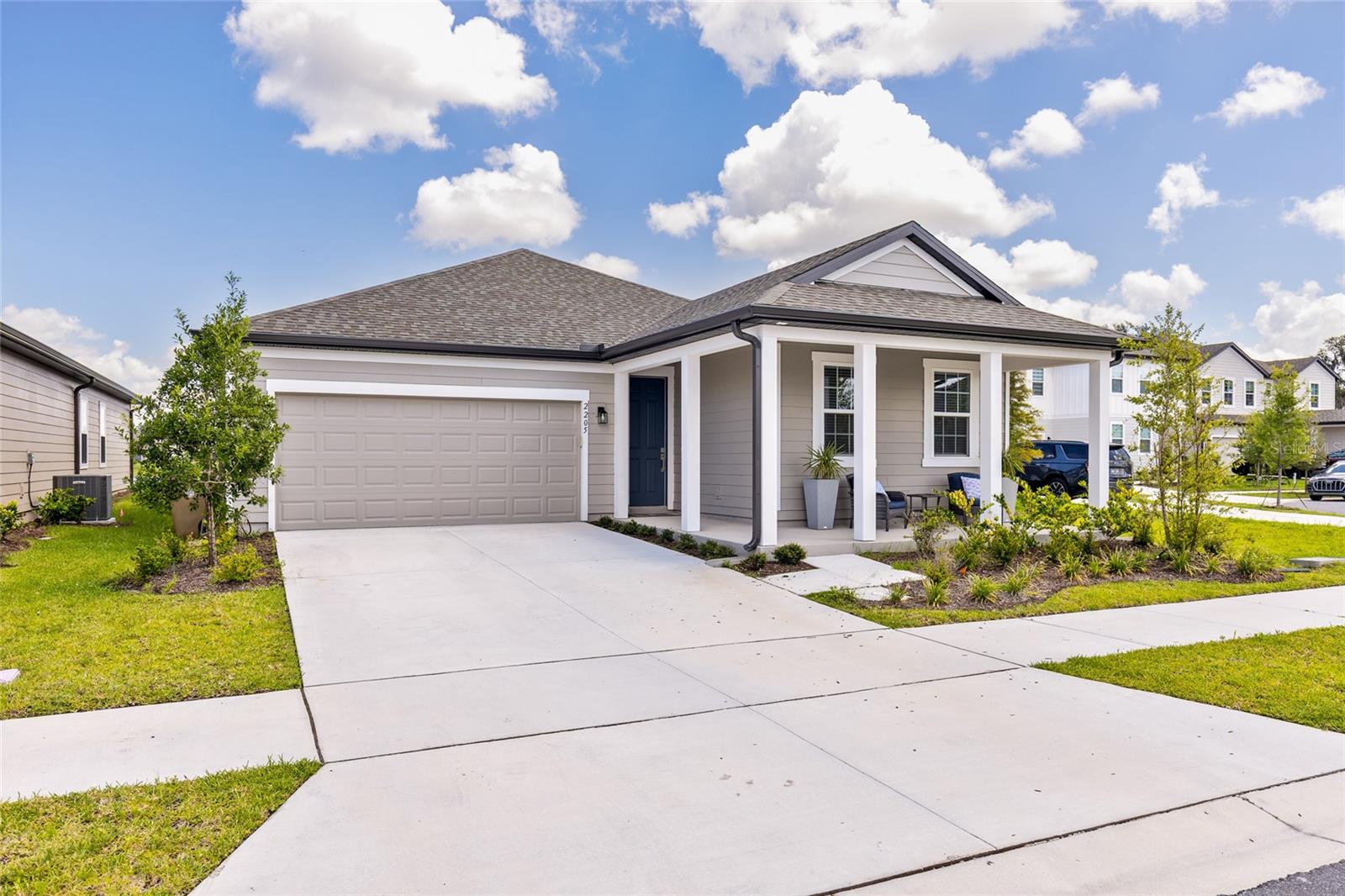 2205 Broadbrook Dr — photo