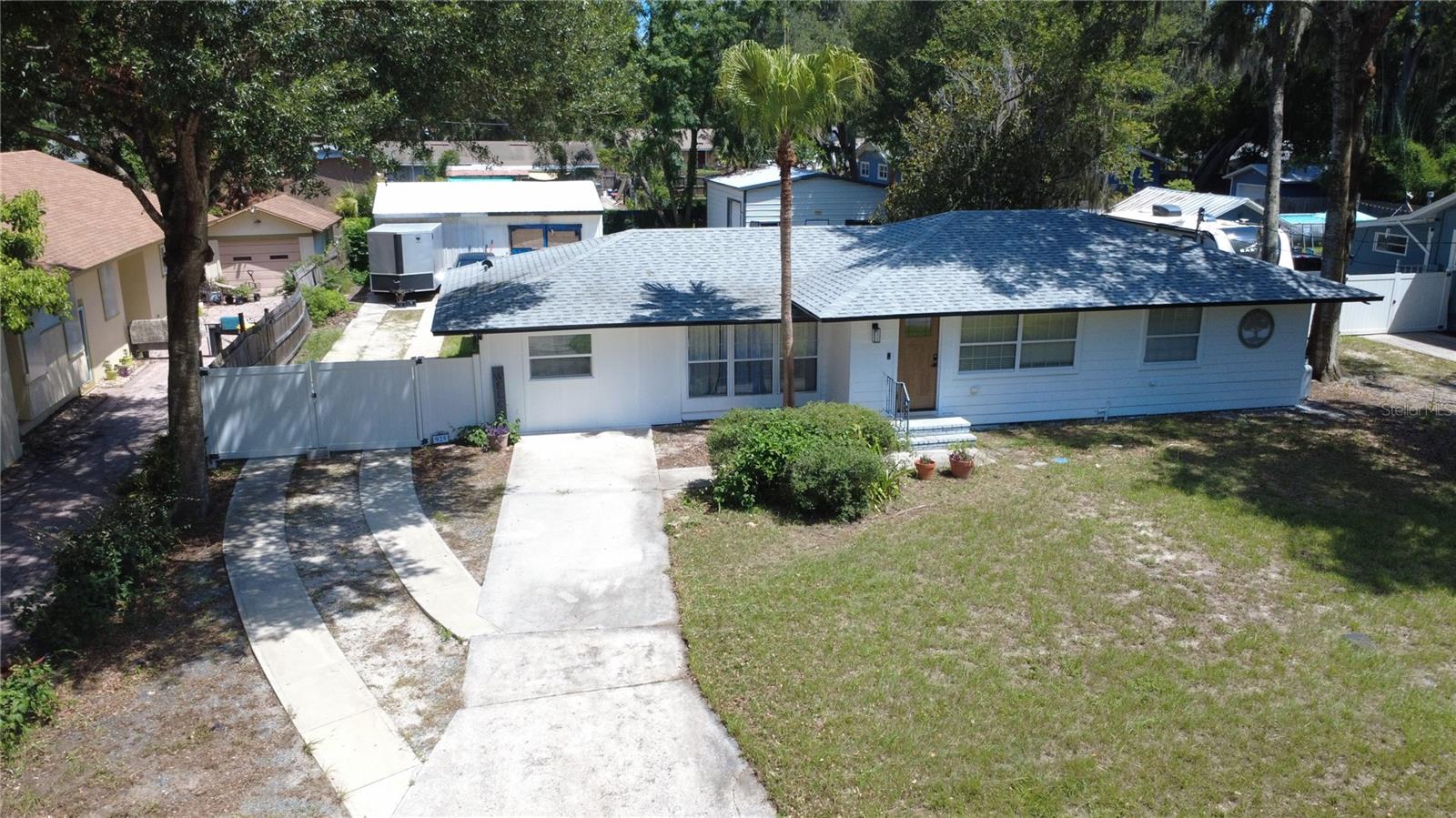 925 E 10th Avenue, Mount Dora, FL 32757 — photo 3
